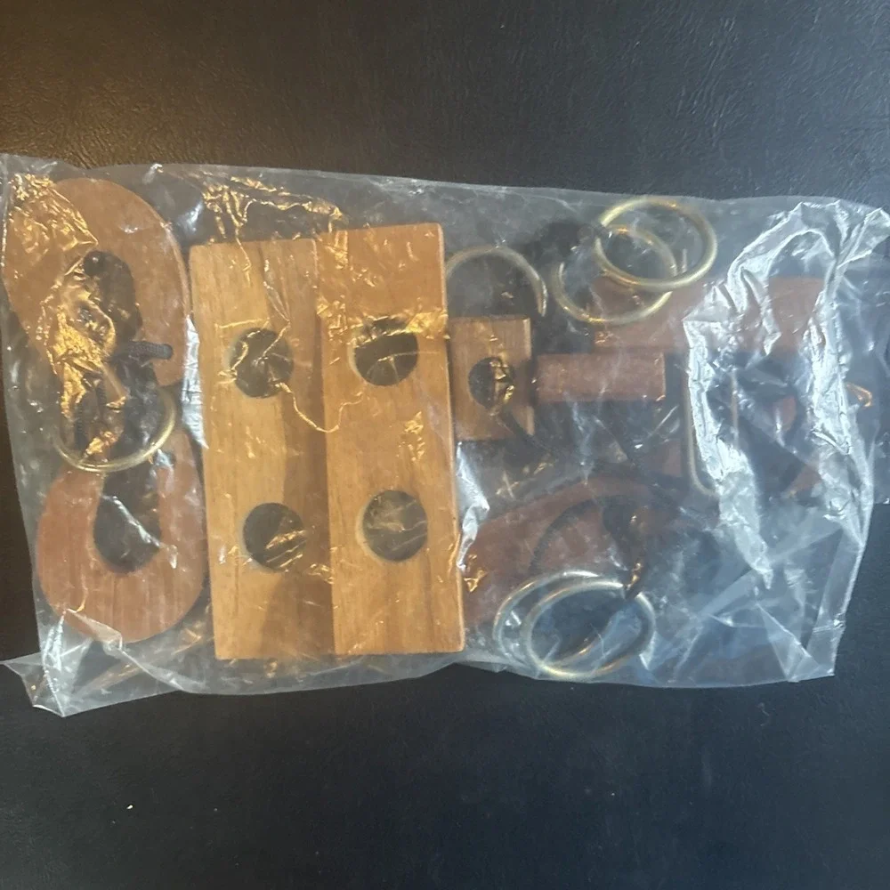 Vintage Skor-Mor's Strings n Rings Thinker Series Brain Teaser Game
